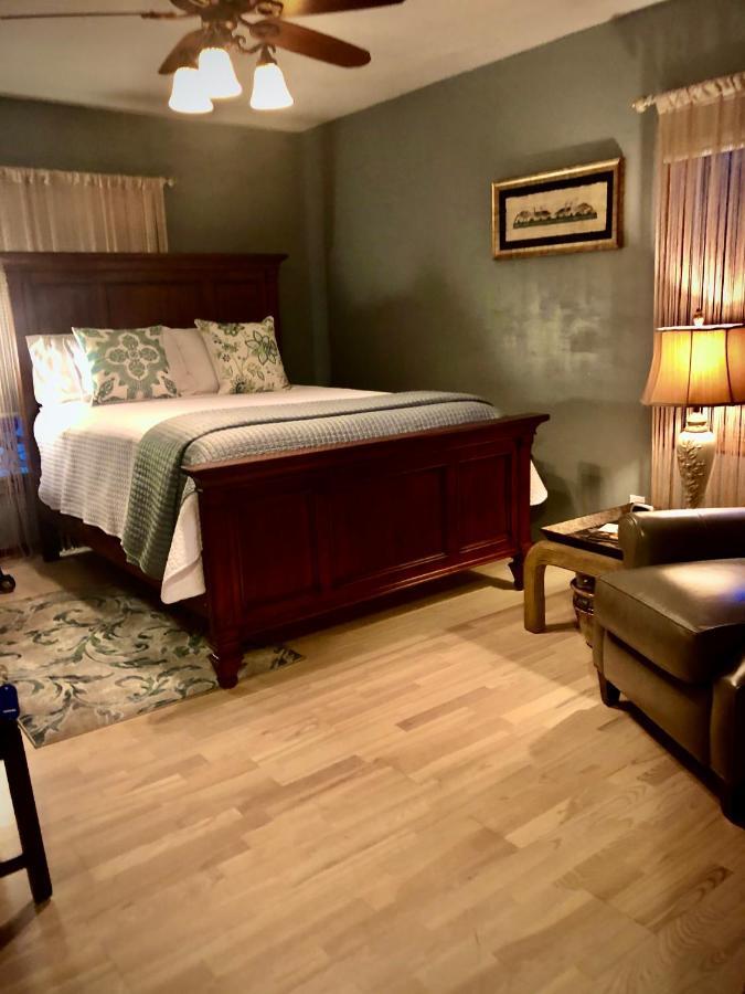 Winnie'S Bed & Breakfast Lawrenceburg Extérieur photo