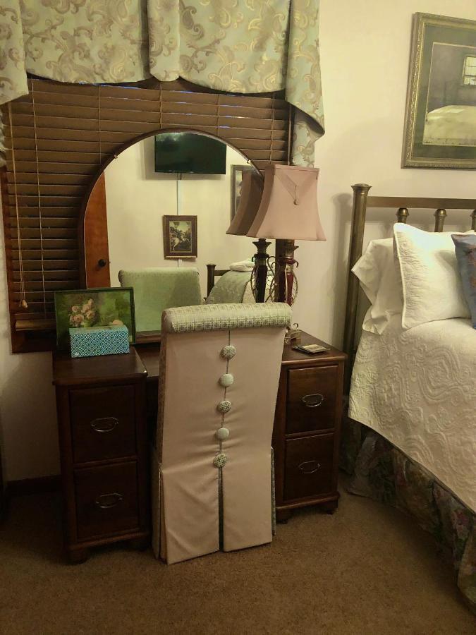 Winnie'S Bed & Breakfast Lawrenceburg Extérieur photo
